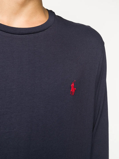 moletom com logotipo bordado