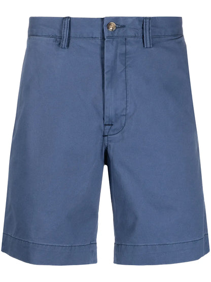 shorts chino de corte reto