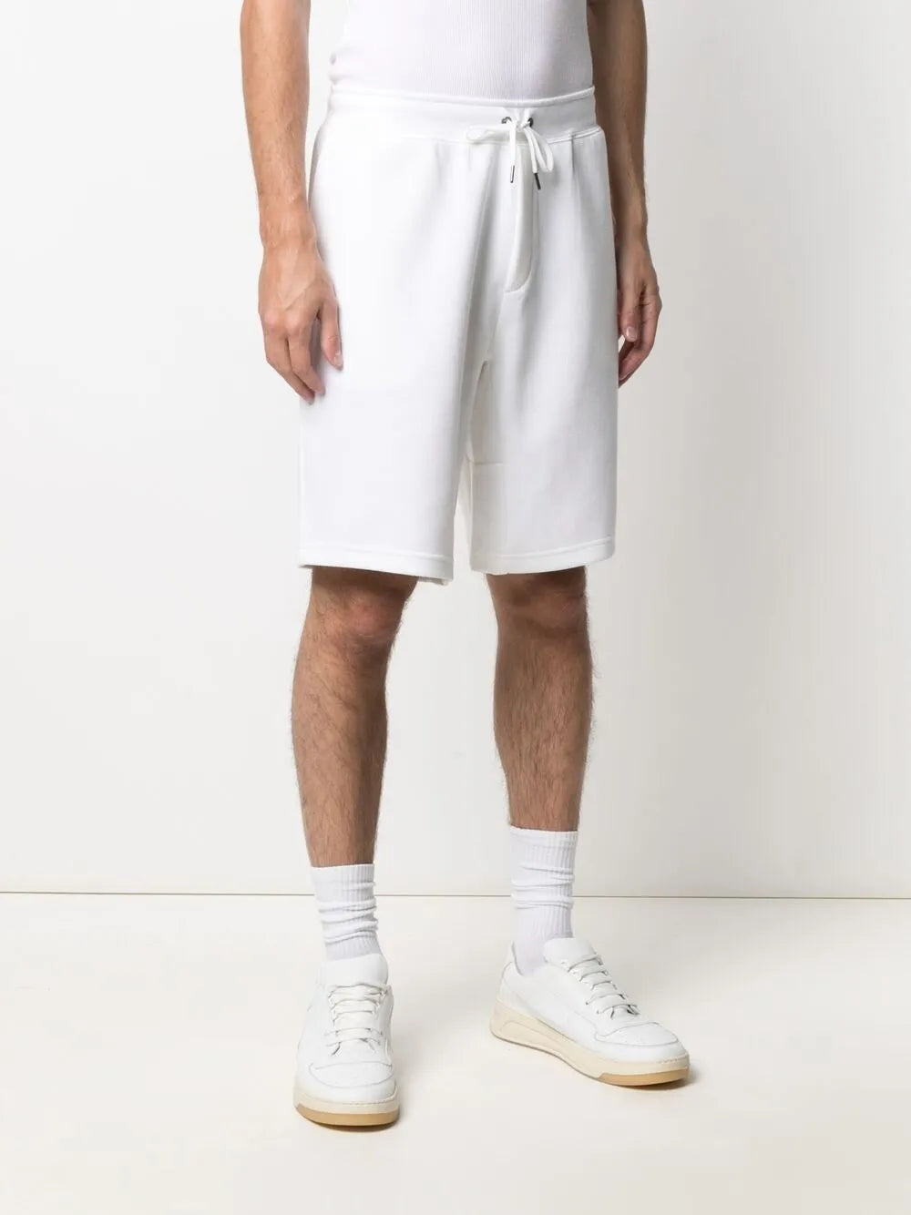 shorts com estampa de logotipo