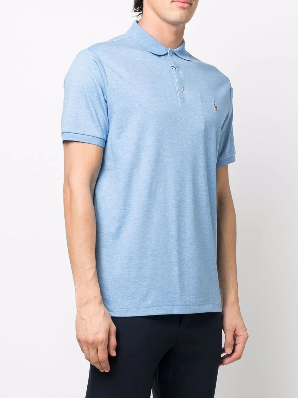 camisa polo com logotipo bordado