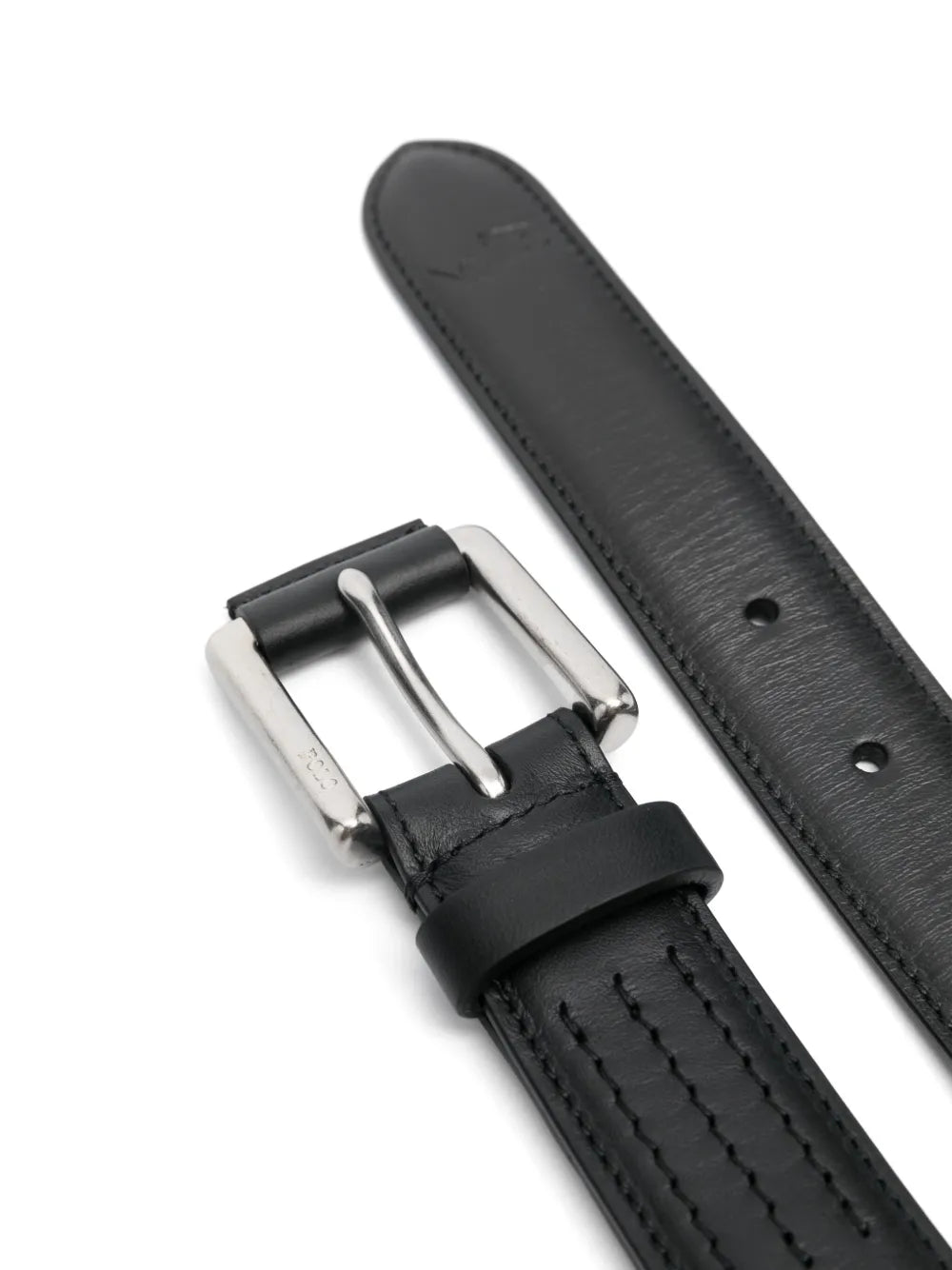 cinto com fivela gravada