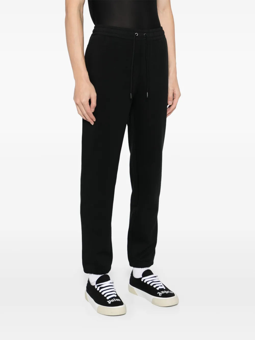 calças esportivas com cordão