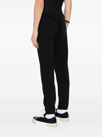 calças esportivas com cordão