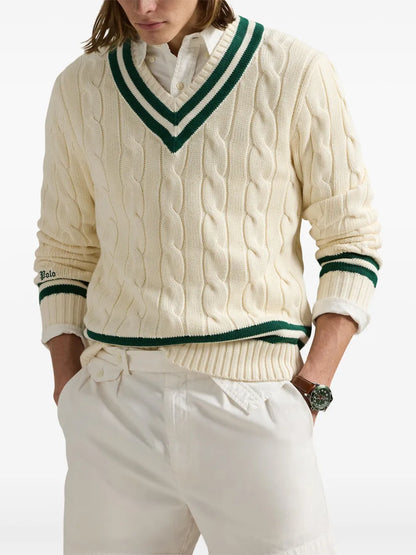 suéter de tricô trançado