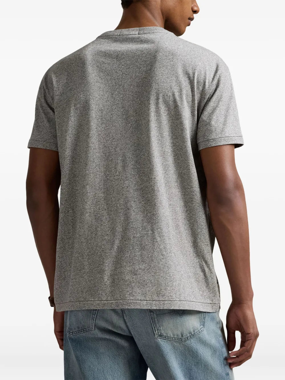 camiseta com logotipo